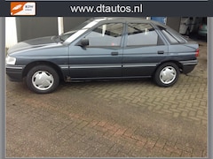 Ford Escort - 1.6 CL lage km 32jaar oud 1 eignaar