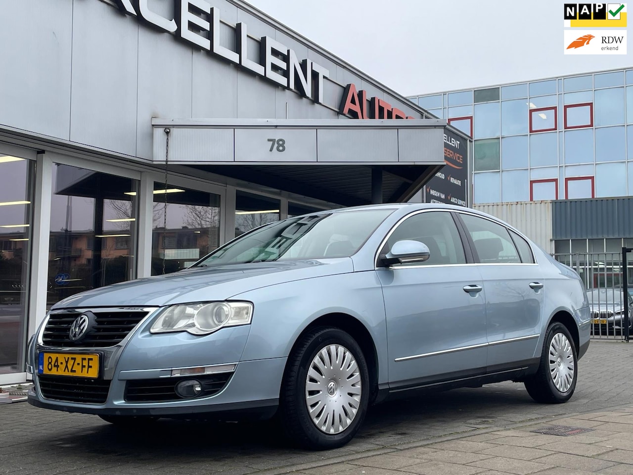 Volkswagen Passat - 2.0 FSI Comfortline 2.0 FSI Comfortline - AutoWereld.nl
