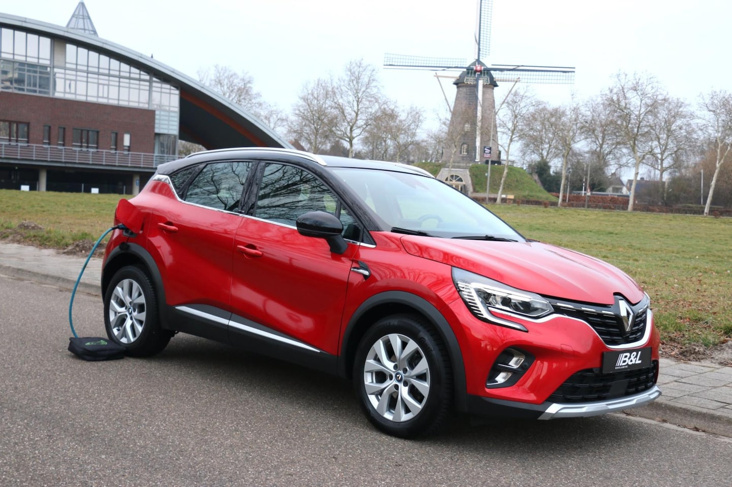 Renault Captur - 1.6 E-Tech PHEV Plug-in Hybrid Aut 117KW 160Pk 1e eigenaar Bose Stoelverwarming LED - AutoWereld.nl