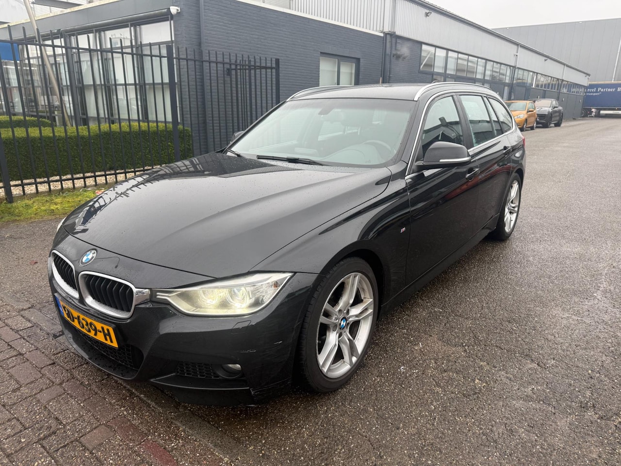 BMW 3-serie Touring - 316i M-SPORT LED/NAVI/CRUISE/ECC/PDC/// - AutoWereld.nl