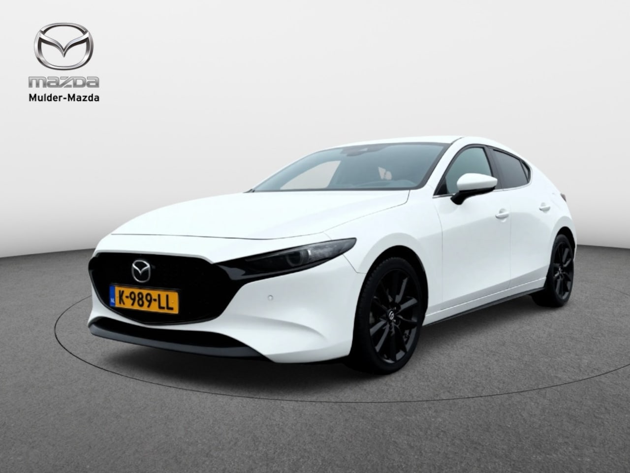 Mazda 3 - 2.0 SA-X Luxury Bose | Stuur-stoelverwarming | Leder | Trekhaak - AutoWereld.nl