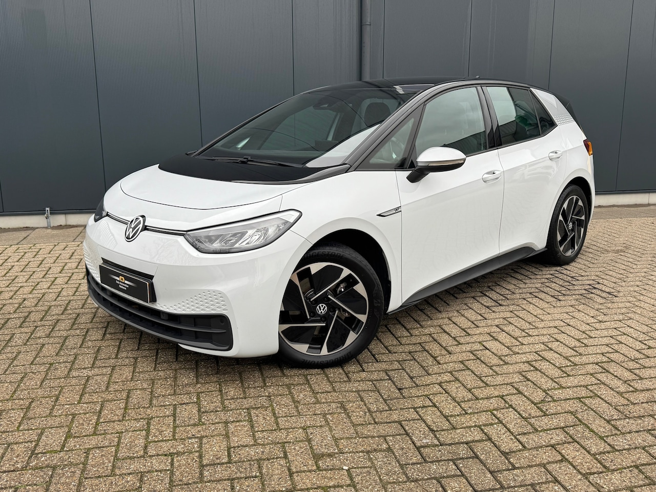 Volkswagen ID.3 - First 58 kWh * Steunhaak * Navigatie * Parkeersensoren * Adaptieve Cruise * - AutoWereld.nl