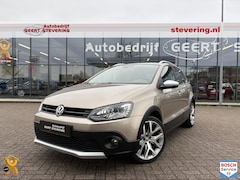 Volkswagen Polo - Cross TSI Highline / Navi / Xenon / Trekhaak / Hoge instap