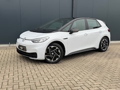 Volkswagen ID.3 - First Black Edition 58 kWh * SoH 89% * Steunhaak * Navigatie * Parkeersensoren * Adaptieve