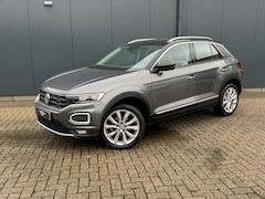 Volkswagen T-Roc - 1.5 TSI Automaat Sport * Virtual Cockpit * Carplay * Full Led * Adaptieve Cruise