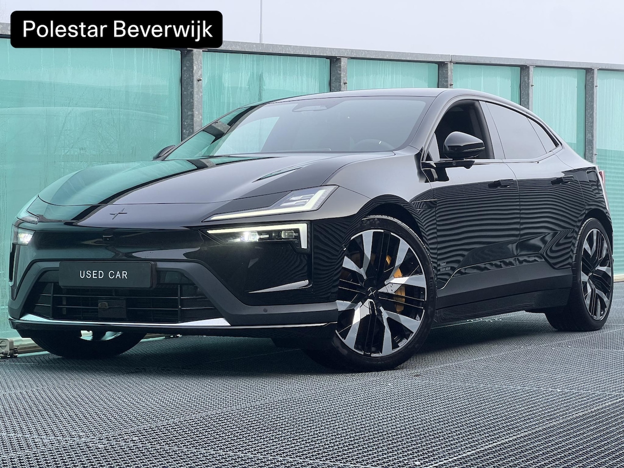 Polestar 4 - Long Range Dual motor Plus 100 kWh / Pano. dak / Elek. verstelbare stoelen / Massage stoel - AutoWereld.nl