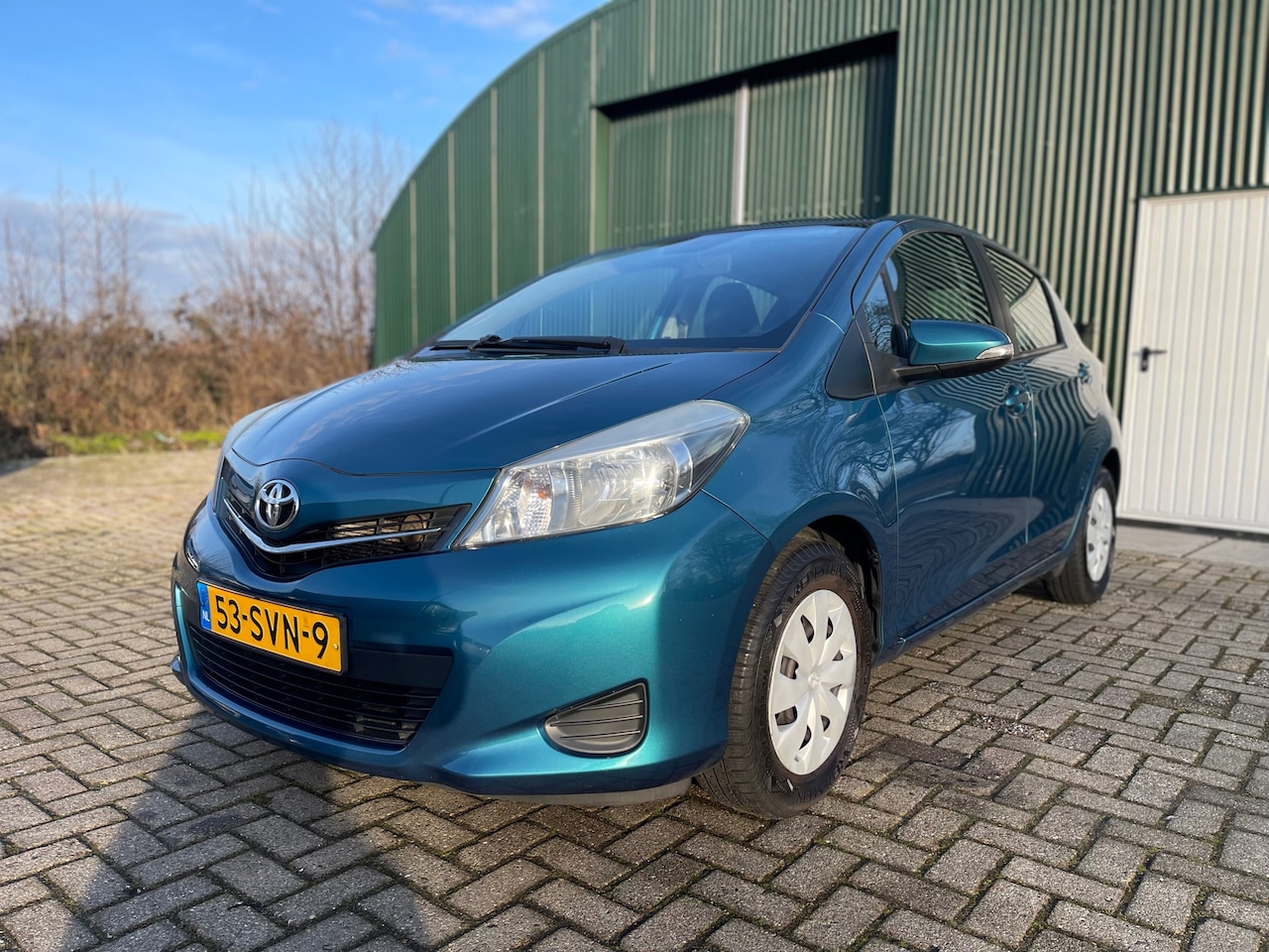 Toyota Yaris - 1.0 VVT-i Aspiration 2e Eig!/NAvi/Camera/Clima/APK - AutoWereld.nl