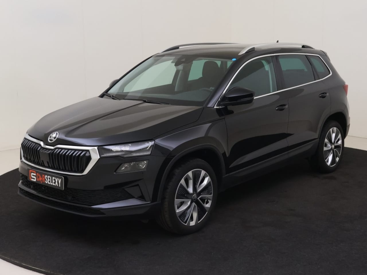 Skoda Karoq - 1.5 TSI Bus. Edition Plus (Automaat) - AutoWereld.nl
