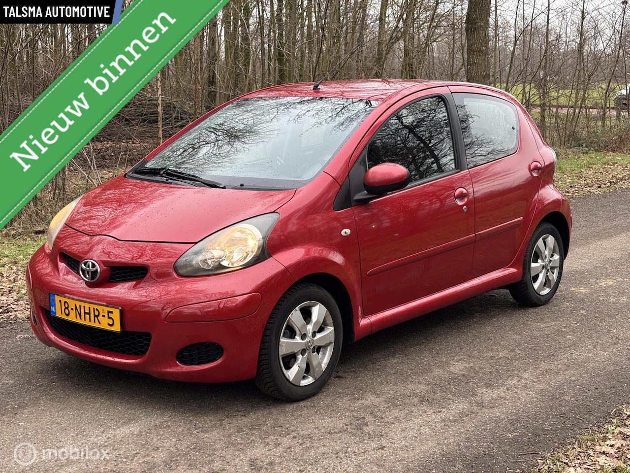 Toyota Aygo - 1.0-12V Aspiration Red | Airco | 5DRS | Cv | Lm - AutoWereld.nl