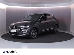 Volkswagen T-Roc - 1.5 TSI Sport 150 PK DSG | Panorama dak | Navigatie | Elektrische achterklep | Stoel- en s