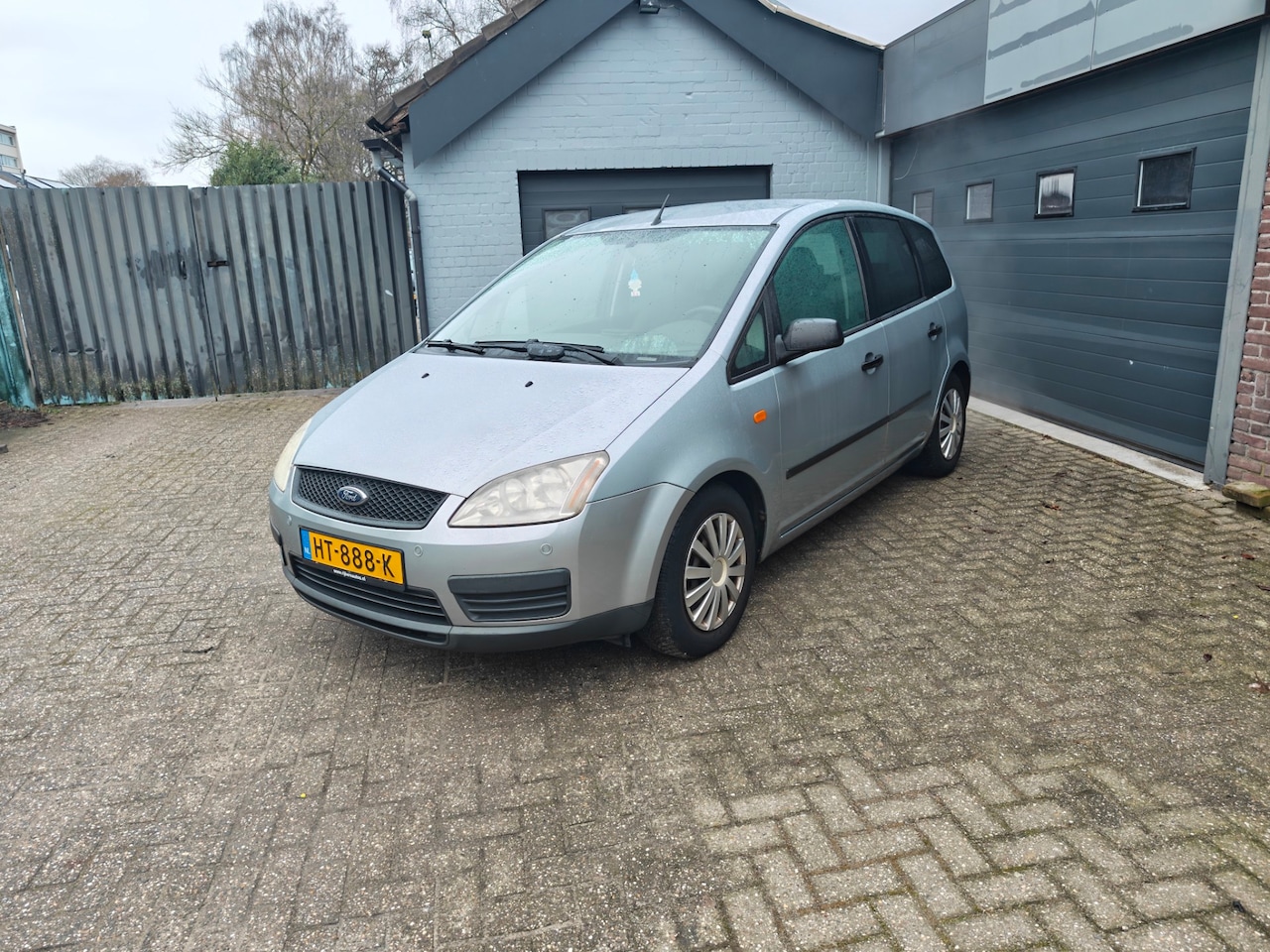 Ford Focus C-Max - 1.6-16V Ambiente 1.6-16V Ambiente,Airco,Verwarmde voorruit,Parking system - AutoWereld.nl