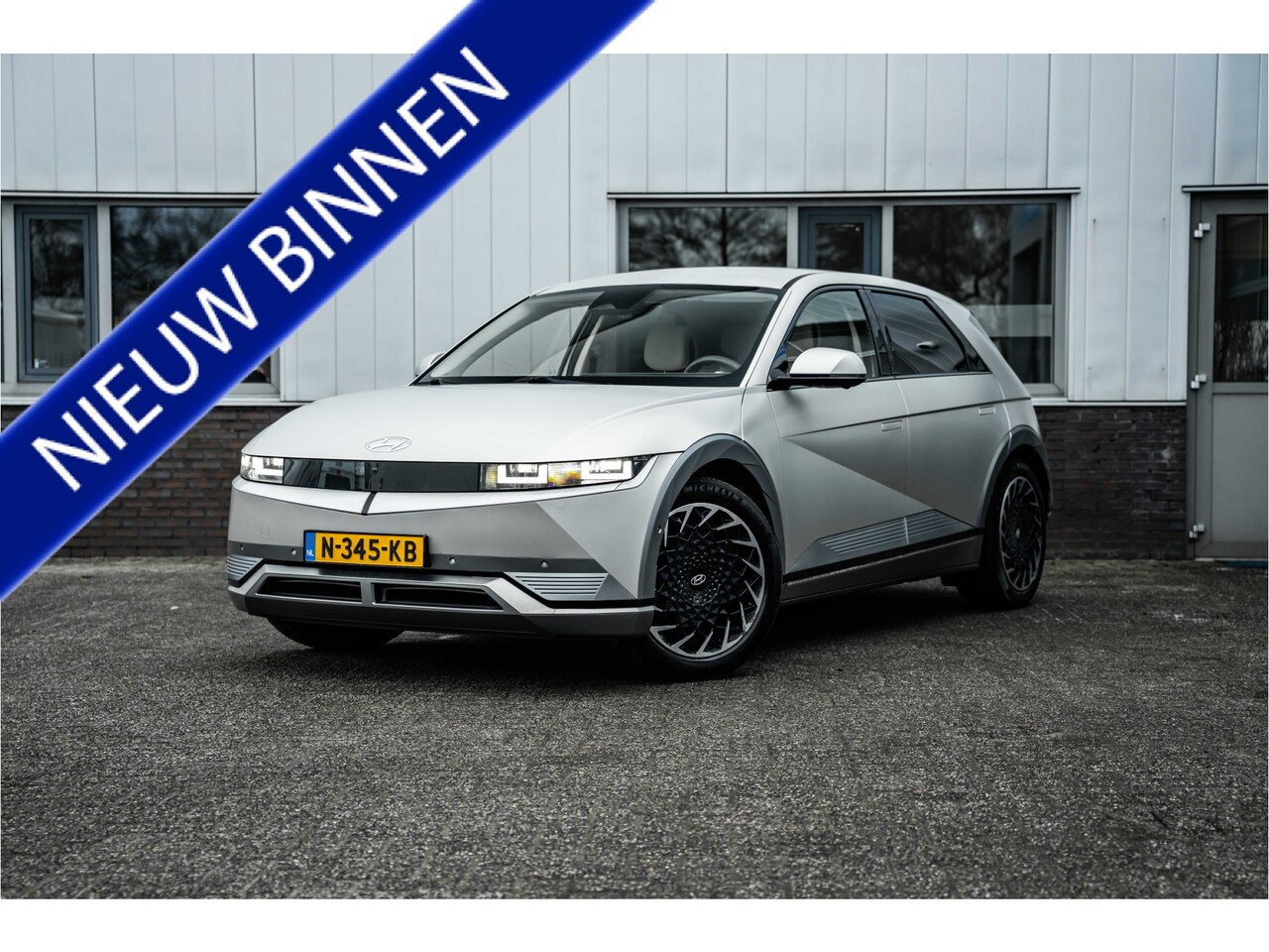 Hyundai IONIQ 5 - Lounge 73kWh | Matte lak | Leder | 96.8%SOH | ACC | Relax Pakket - AutoWereld.nl