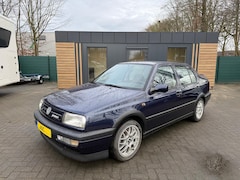 Volkswagen Vento - 2.8 VR6 Automaat - Airco - 1e Lak - Volledig Documentatie - Topstaat