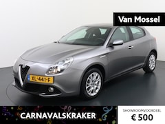 Alfa Romeo Giulietta - 1.4 Turbo MultiAir Super | Navigatie | Lichtmetalen velgen