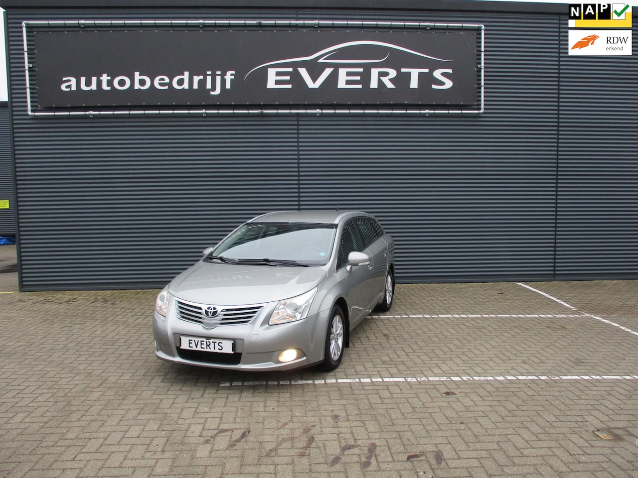 Toyota Avensis Wagon - 1.8 VVTi Dynamic zeer nette goed rijdende en goed onderhouden auto nu scherpe meeneem prij - AutoWereld.nl