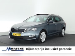 Skoda Octavia Combi - 1.5 TSI 150pk DSG Sport Business Panoramadak Stoelverwarming Navigatie