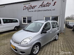 Toyota Yaris Verso - 1.3 VVT-i Sol Automaat