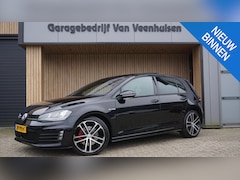 Volkswagen Golf - 2.0 TDI 184PK DSG GTD 5Drs Pano.Dak Leder DynAudio Standkachel 18inch LM Keyless *Complete