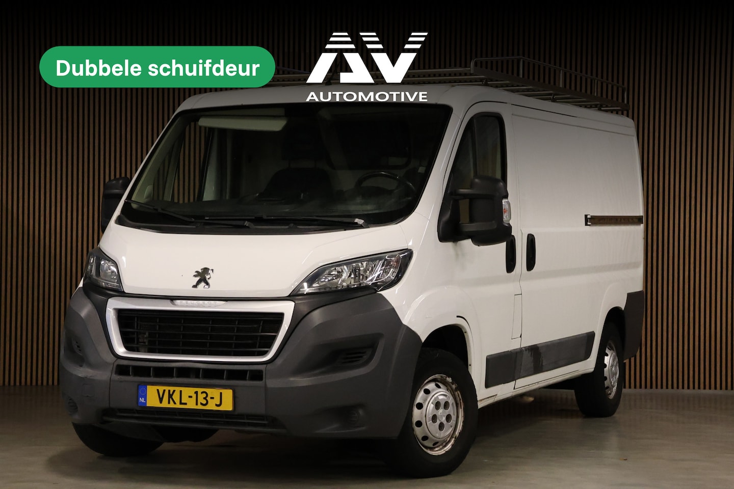 Peugeot Boxer - 330 2.2 HDI L2H1 | L+R Schuifdeur | Airco | Bluetooth | Trekhaak | 6 versnellingen | Betim - AutoWereld.nl