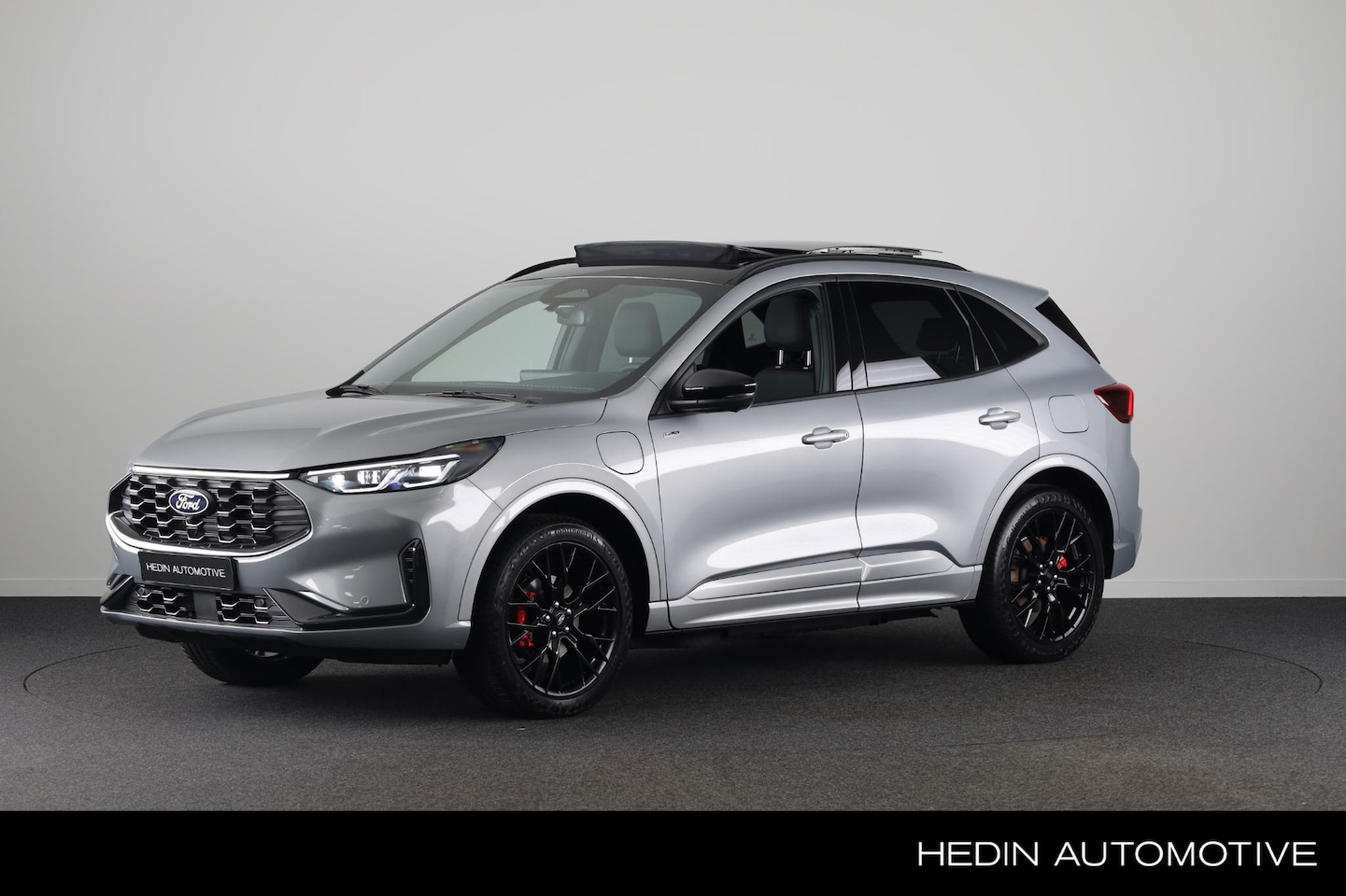 Ford Kuga - 2.5 PHEV ST-Line X Black Pack | Panoramadak | Trekhaak | Winter Pack - AutoWereld.nl