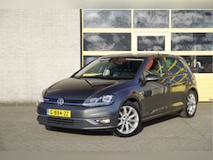 Volkswagen Golf - 1.5 TSI 131PK 5drs Highline BJ2020 Lmv 17" | Led | Pdc | Navi | Dynamische knipperlichten