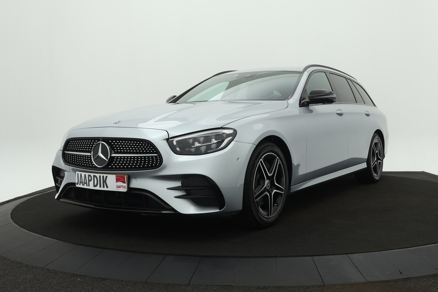 Mercedes-Benz E-klasse Estate - BWJ 2022 E200 211 PK Business Solution AMG Automaat AUTOMAAT | CLIMA | DAB | LEDEREN BEKLE - AutoWereld.nl