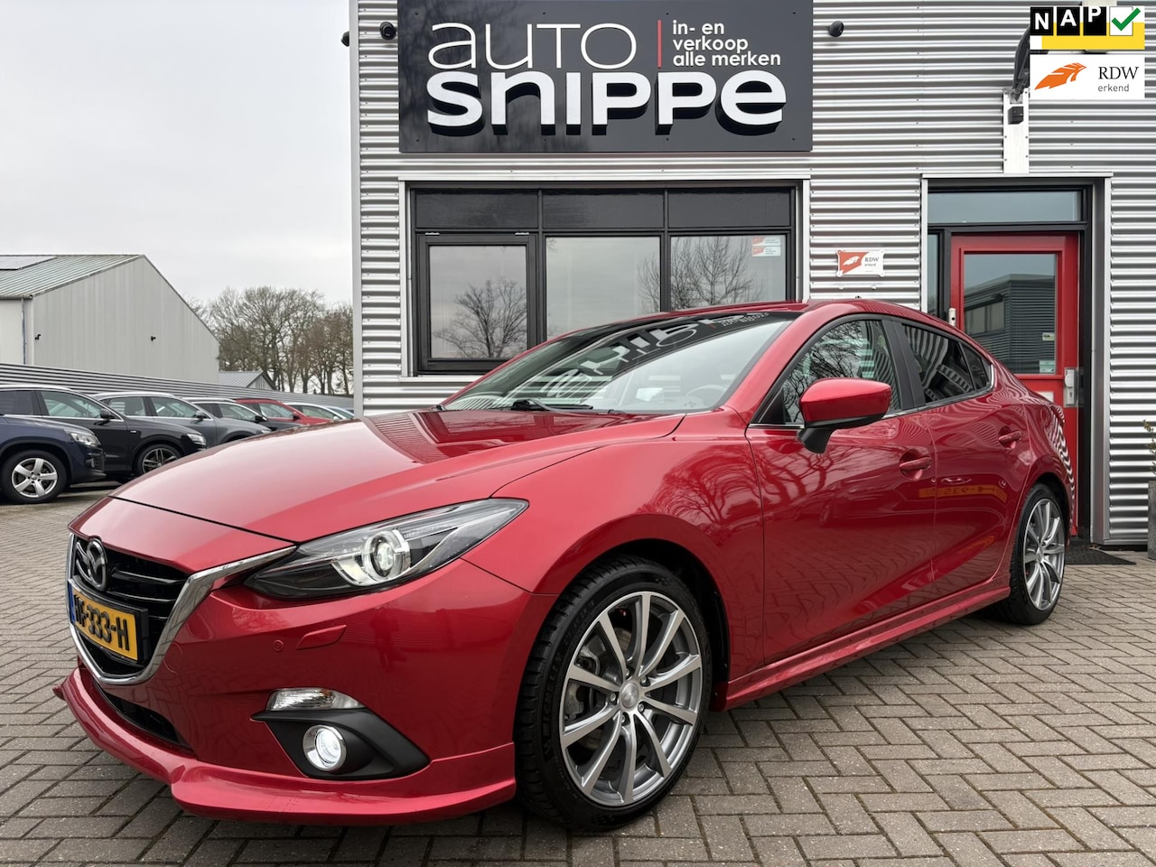 Mazda 3 - 2.0 GT-M -VOLLEDER-STOELVERWARMING-BOSE SOUNDSYSTEM-HEAD UP DISPLAY-TREKHAAK-ORIGINEEL NED - AutoWereld.nl