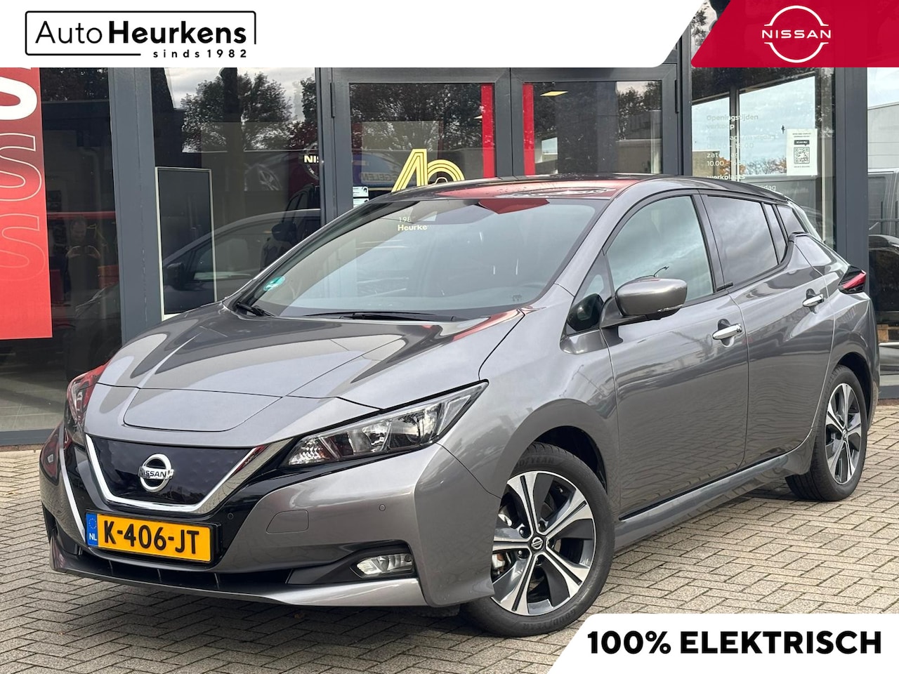 Nissan LEAF - N-Connecta 40 kWh | NAVIGATIE | 360° CAMERA | STOELVERWARMING | NL-AUTO | - AutoWereld.nl