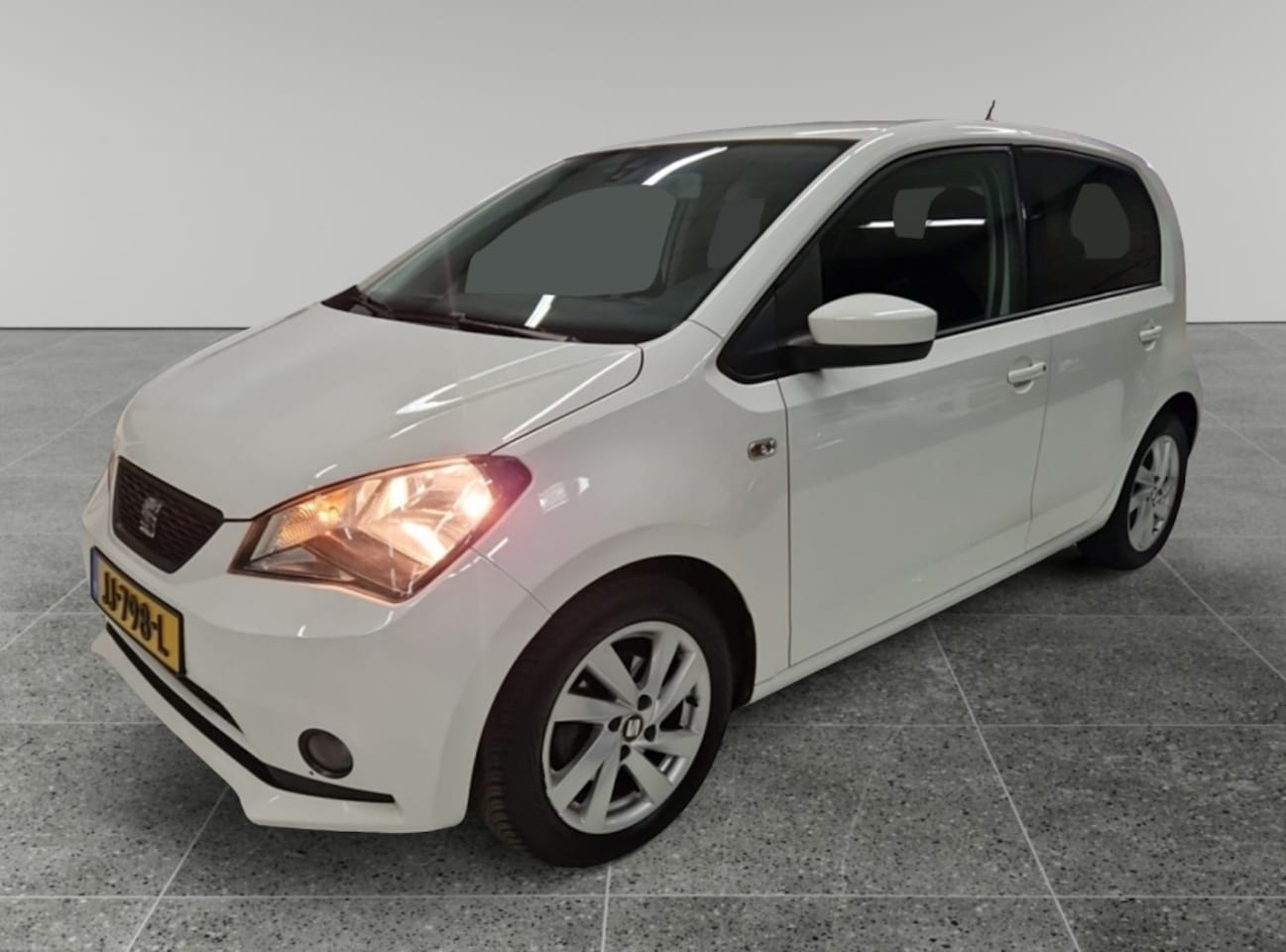 SEAT Mii - 1.0 Sport Connect 100% DOH. Zeer Netjes 12MND Garantie - AutoWereld.nl