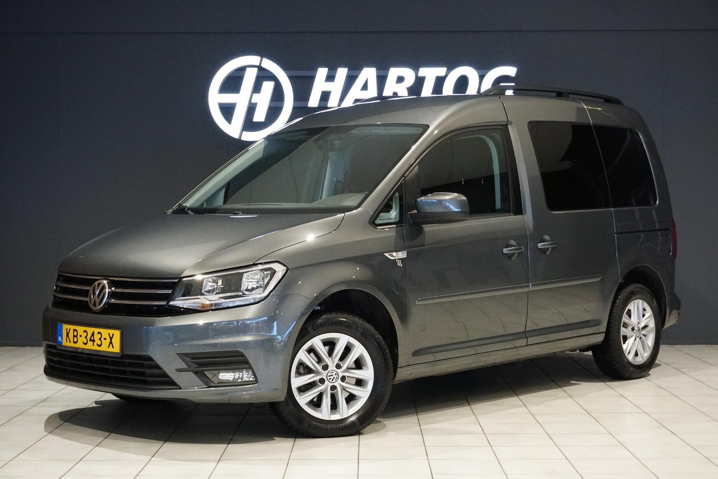 Volkswagen Caddy - 2.0 TDI Comfortline + NAVIGATIE / TREKHAAK / CRUISE CONTROL / CLIMATE - AutoWereld.nl