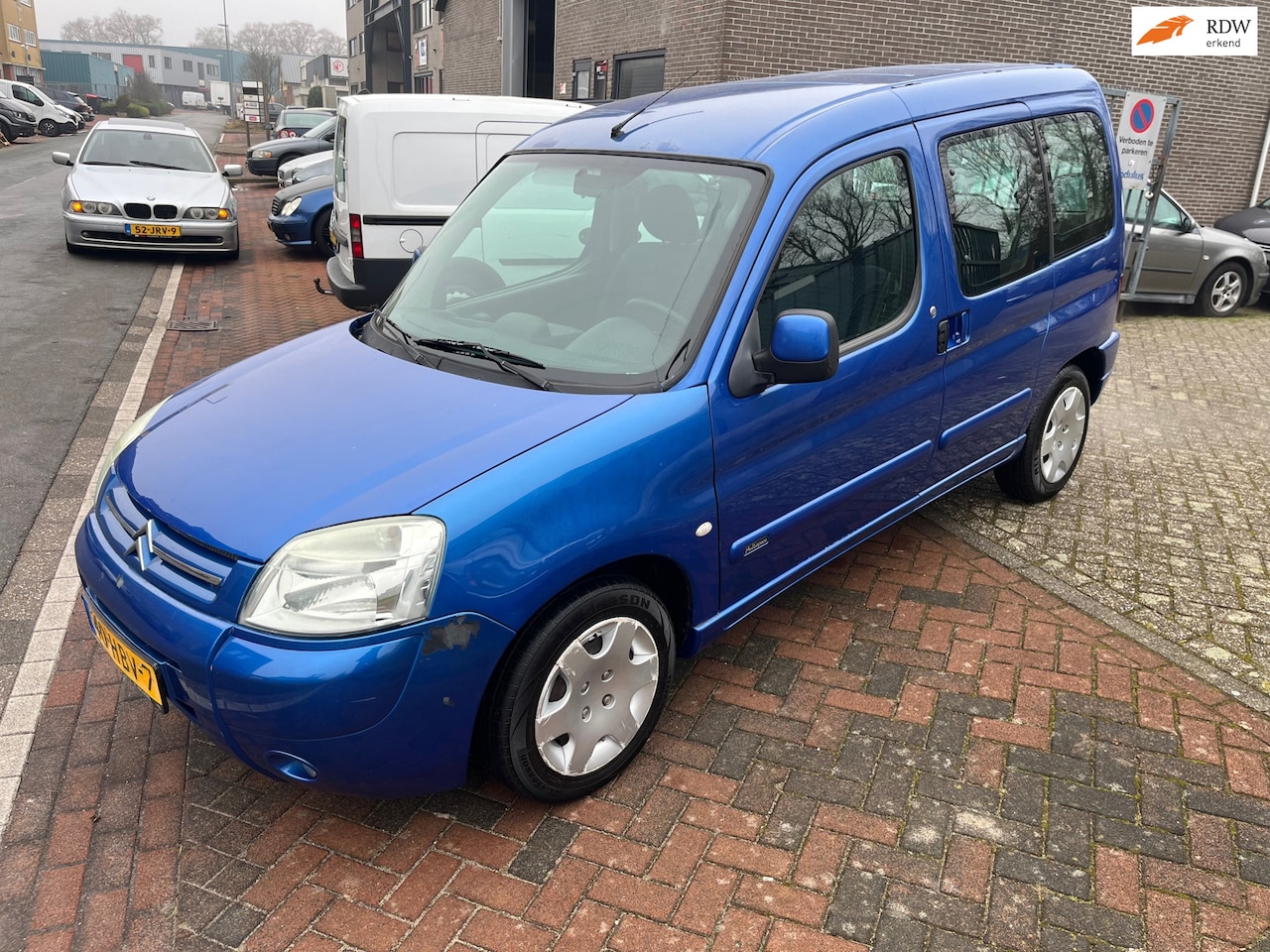 Citroën Berlingo - 1.6i Multispace! Airco! Trekhaak! Cruise! - AutoWereld.nl