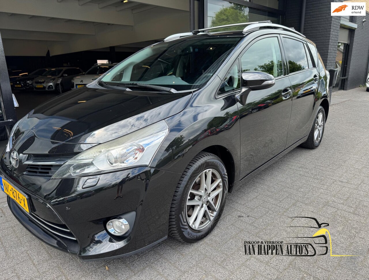 Toyota Verso - 1.8 VVT-i Aspiration 7p. / APK 12-2026 - AutoWereld.nl