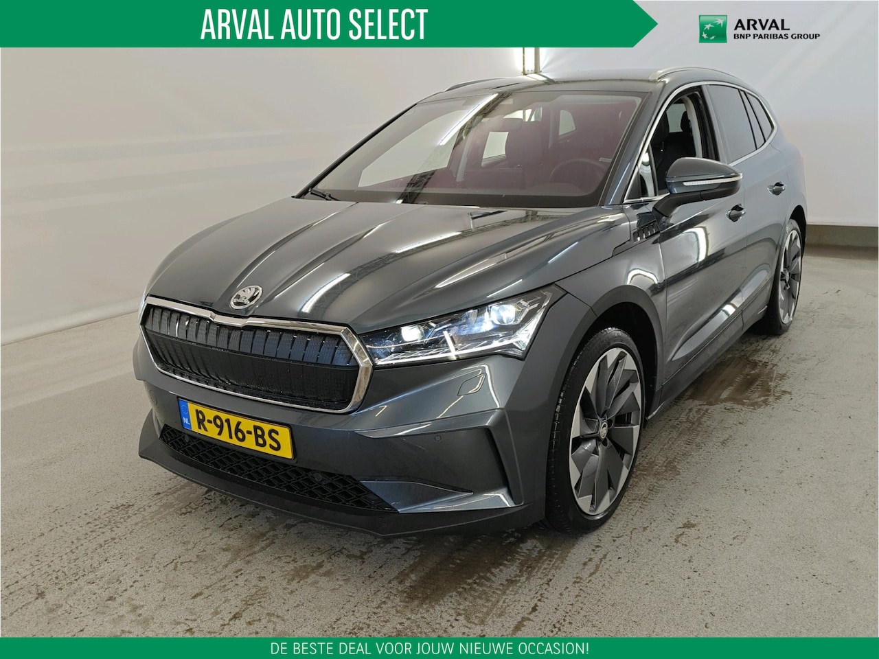 Skoda Enyaq iV - 80 204pk Business Edition Plus | SOH 95% | Leder | Trekhaak | Warmtepomp | 21" | LED | Stu - AutoWereld.nl