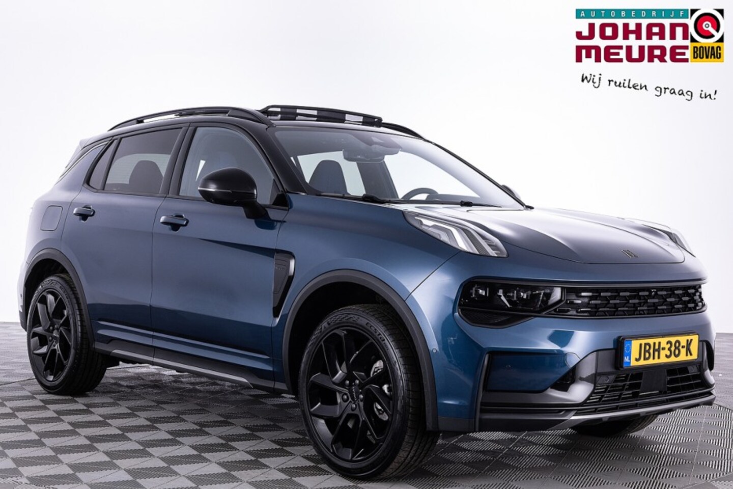 Lynk & Co 01 - 1.5 Plug-in Hybrid | BLACK | PANORAMADAK | 360 Camera - AutoWereld.nl
