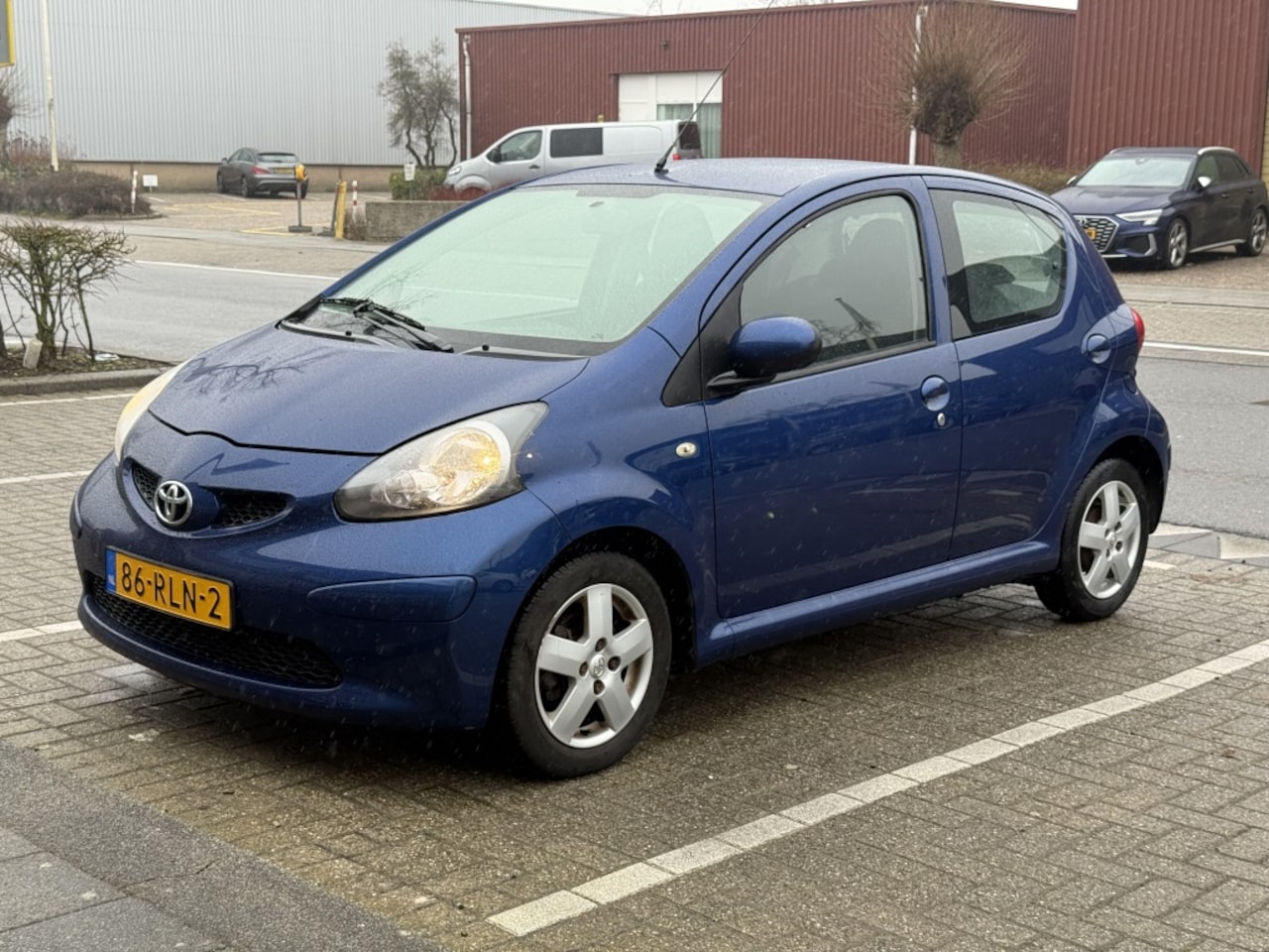 Toyota Aygo - 1.0 Benzine Airco Dealer Onderhouden NEW APK - AutoWereld.nl