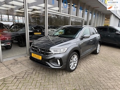 Volkswagen T-Roc - 1.5 TSI R-Line Business 150PK / ACHTERUITRIJCAMERA / CARPLAY