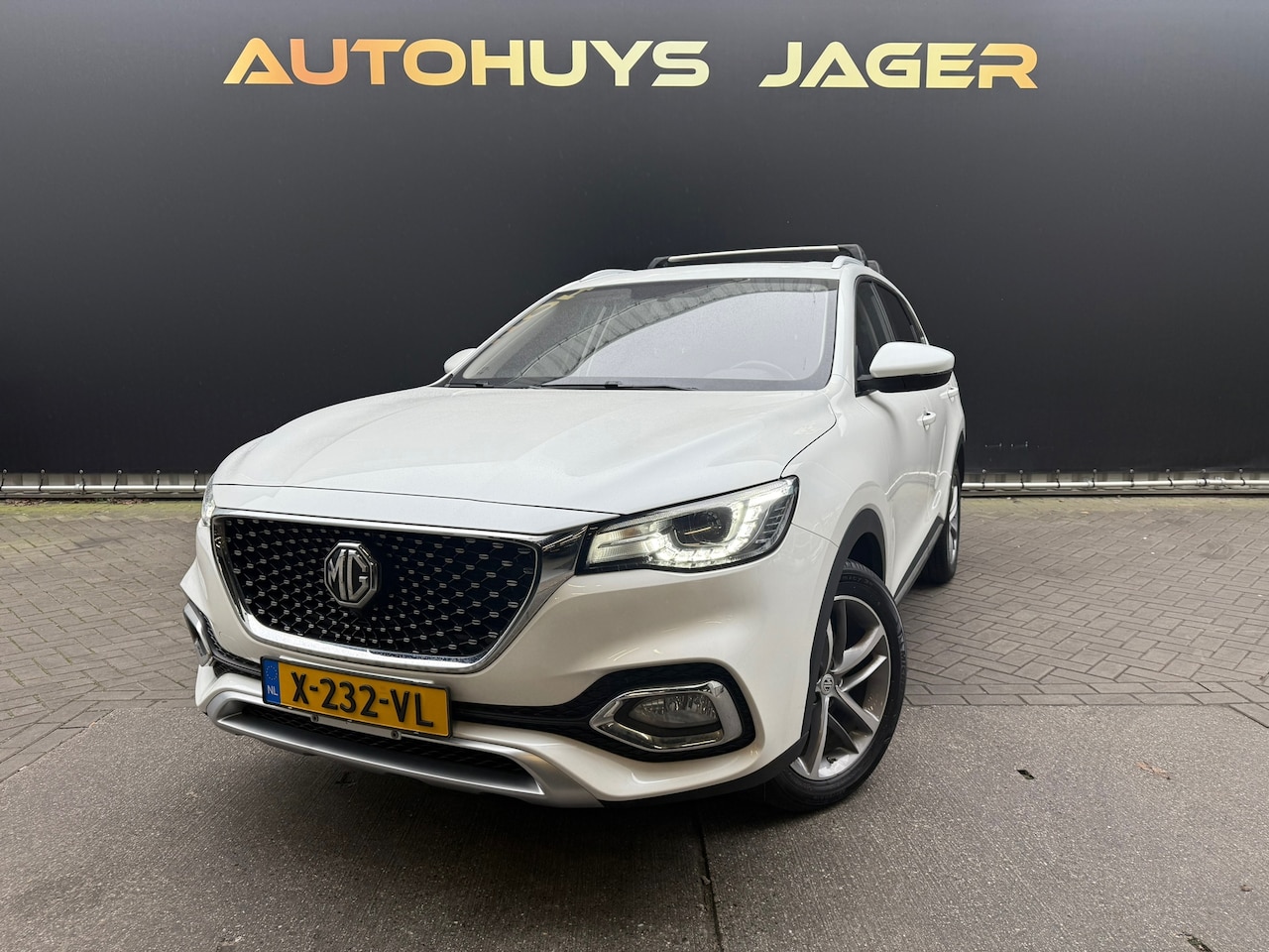 MG HS - Automaat panoramadak camera - AutoWereld.nl