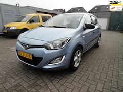 Hyundai i20 - 1.2i Business Edition (KM 185099 NAP AIRCO)