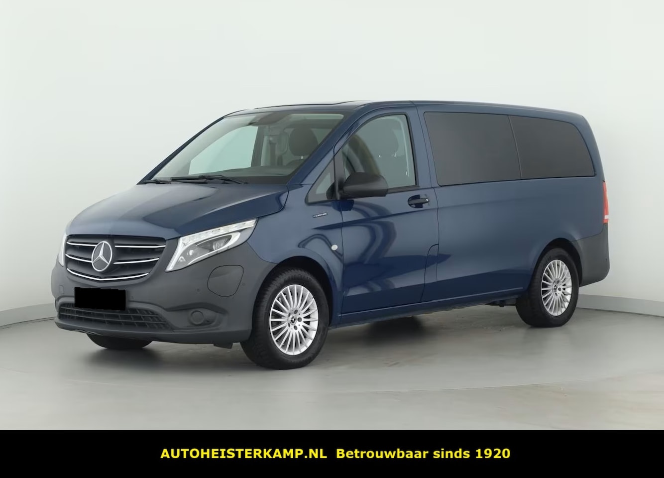 Mercedes-Benz eVito Tourer - 129 L2 90 kWh 8-Zitter 32.850 EX BTW LED Intelligent Light System 17 Inch Stoelverwarming - AutoWereld.nl