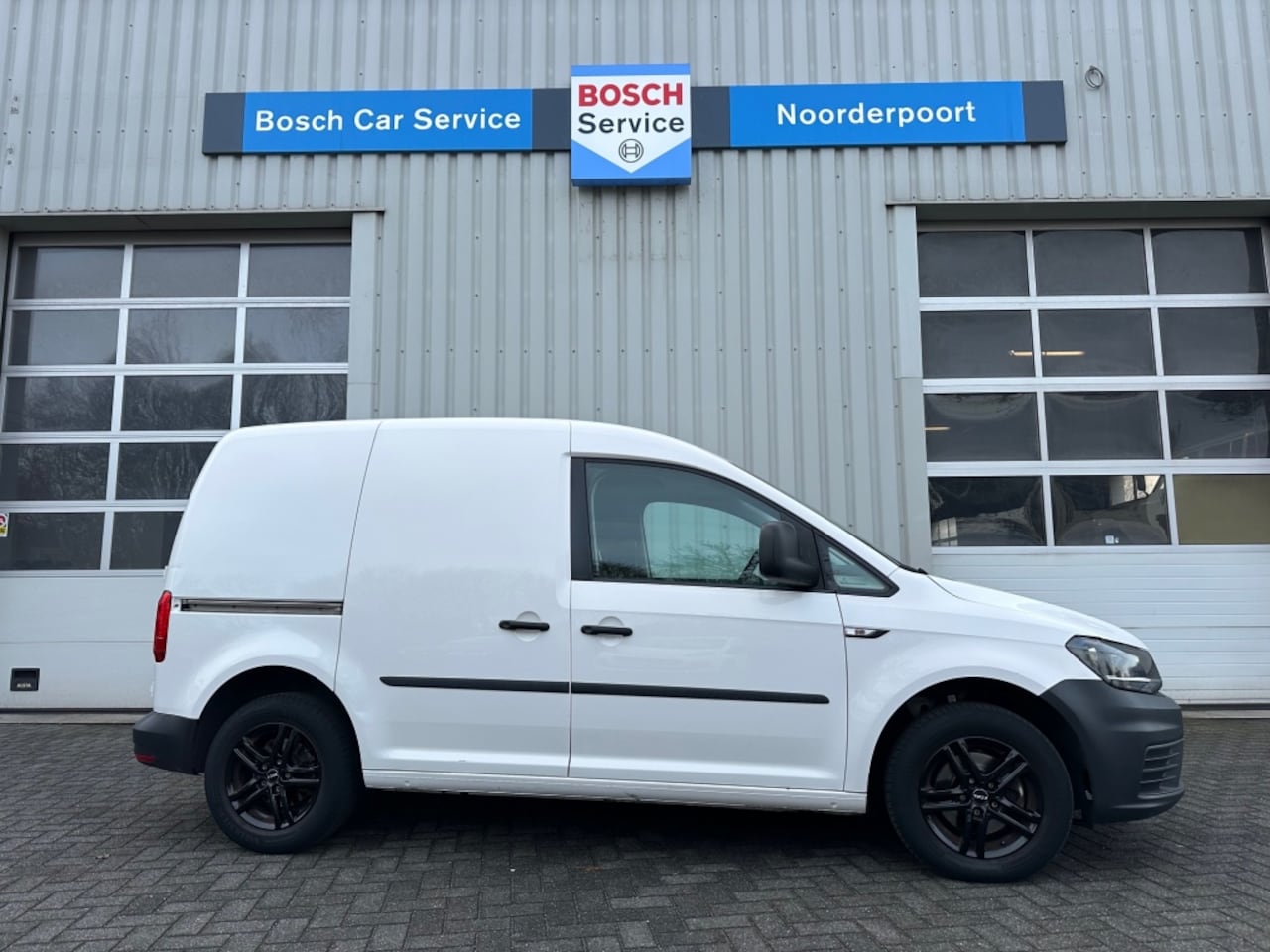 Volkswagen Caddy - 2.0 TDI L1H1 BMT Trendline 2.0 TDI L1H1 BMT Trendline - AutoWereld.nl