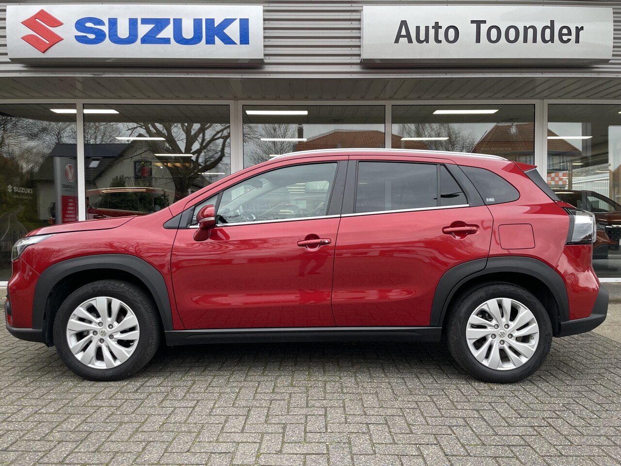 Suzuki S-Cross - 1.4 Boosterjet Select Smart Hybrid/Trekhaak - AutoWereld.nl