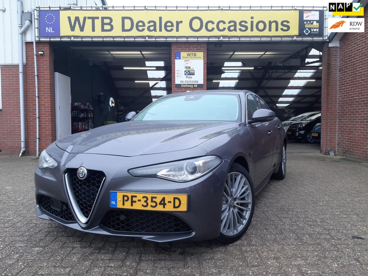 Alfa Romeo Giulia - 2.2 Eco Business Super 2.2 Eco Business Super, 2e Eigenaar, - AutoWereld.nl