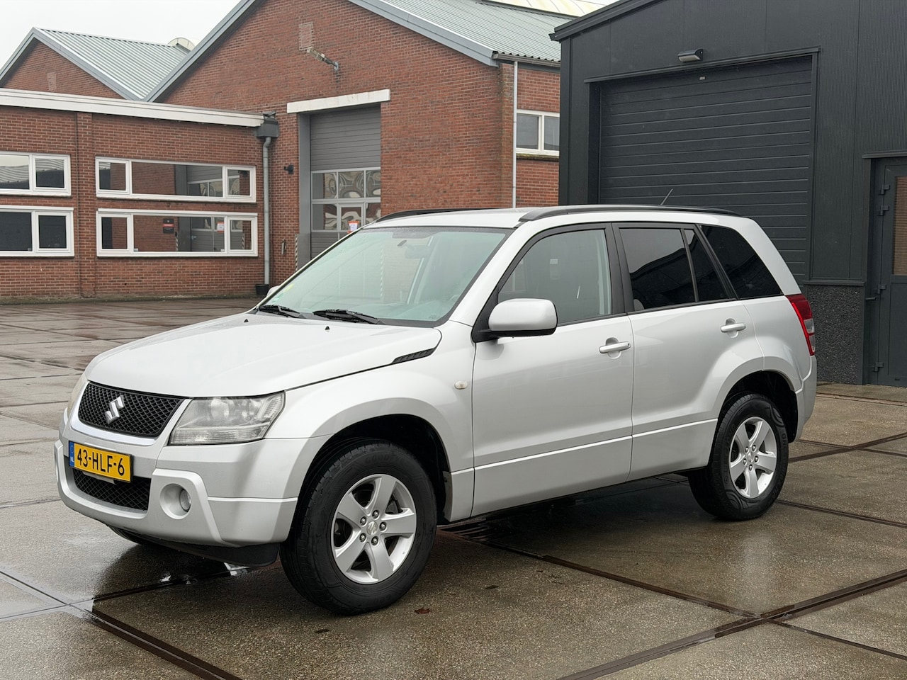 Suzuki Grand Vitara - 2.0-16V Exclusive 2.0-16V Exclusive - AutoWereld.nl