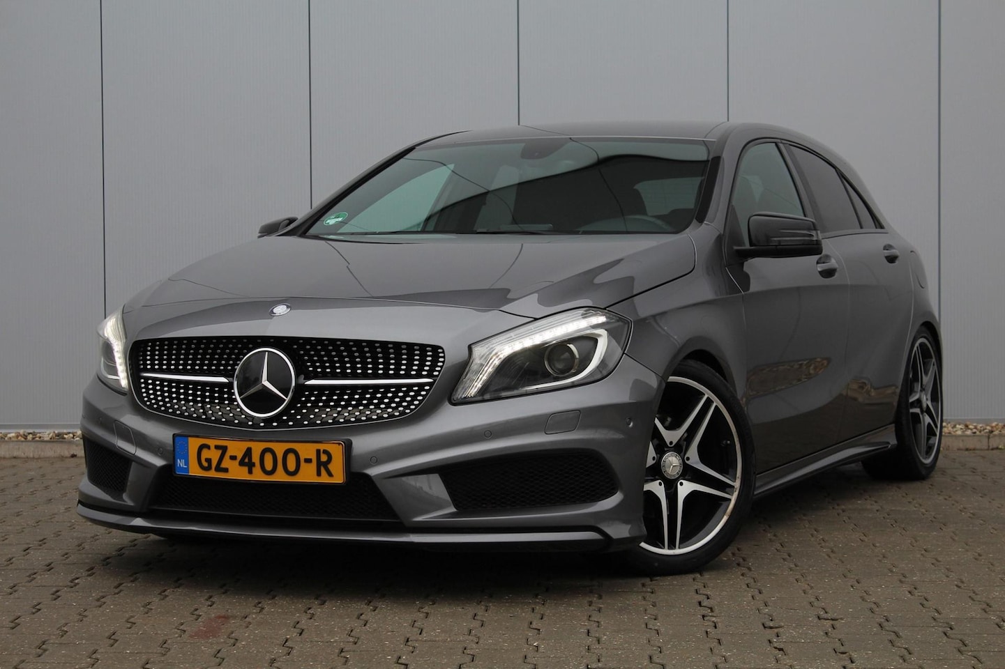 Mercedes-Benz A-klasse - 180 AMG | Automaat | Apple Carplay | Cruise control | Airco | LED | NAP | APK | - AutoWereld.nl