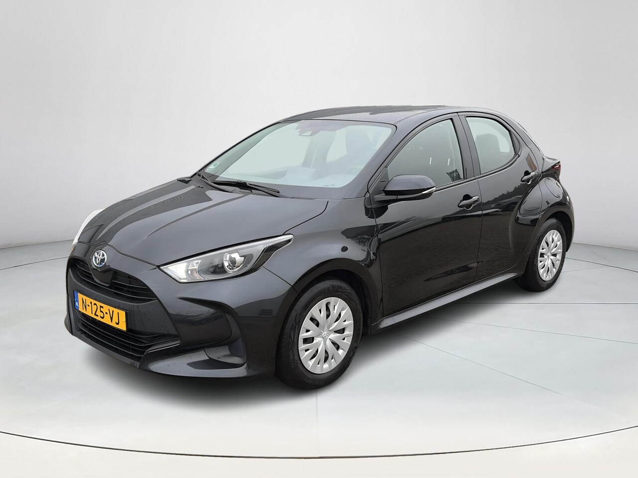 Toyota Yaris - 1.5 Hybrid Active 1.5 Hybrid Active - AutoWereld.nl