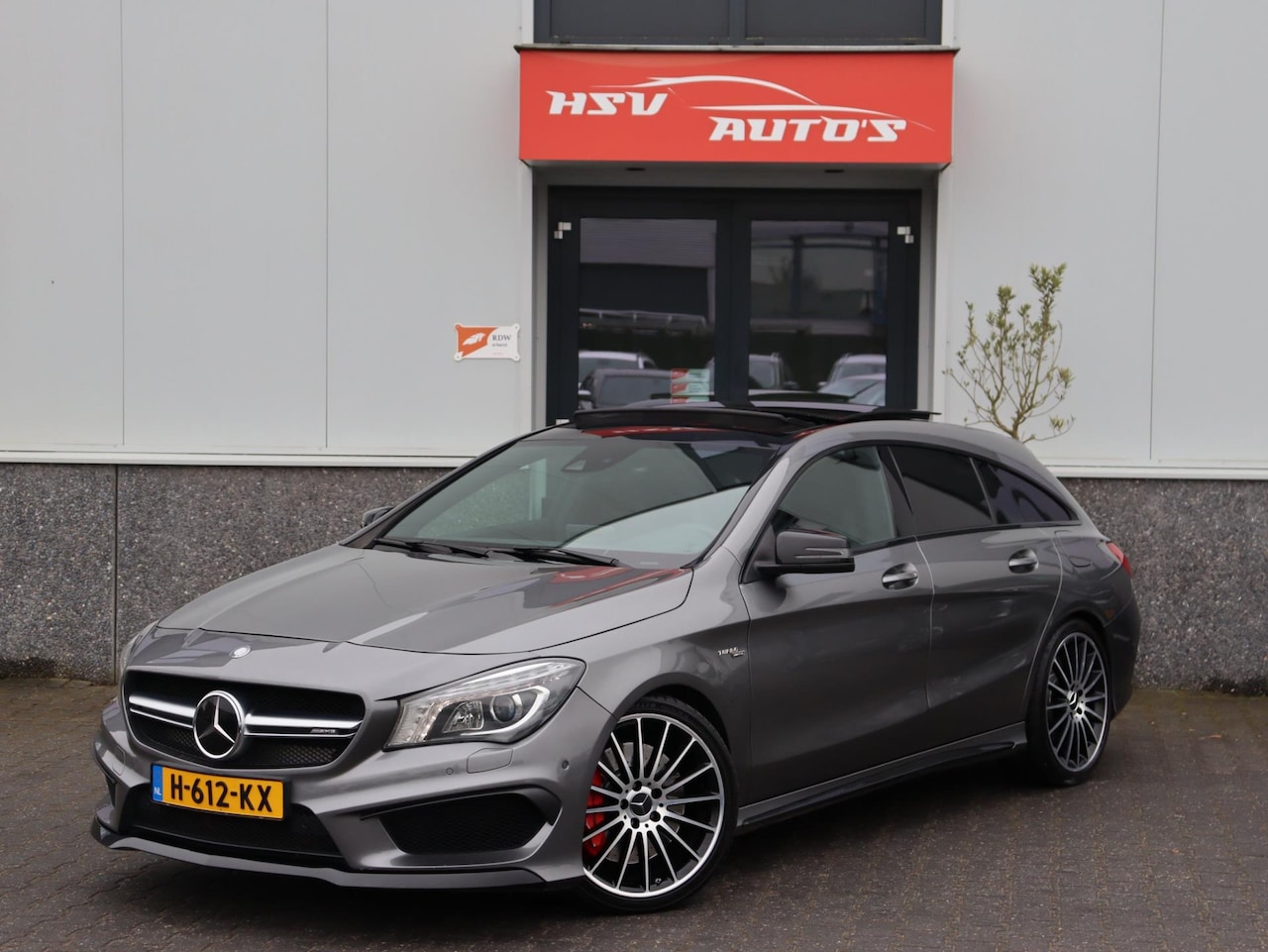Mercedes-Benz CLA-klasse Shooting Brake - AMG 45 4MATIC OrangeArt Edition - AutoWereld.nl