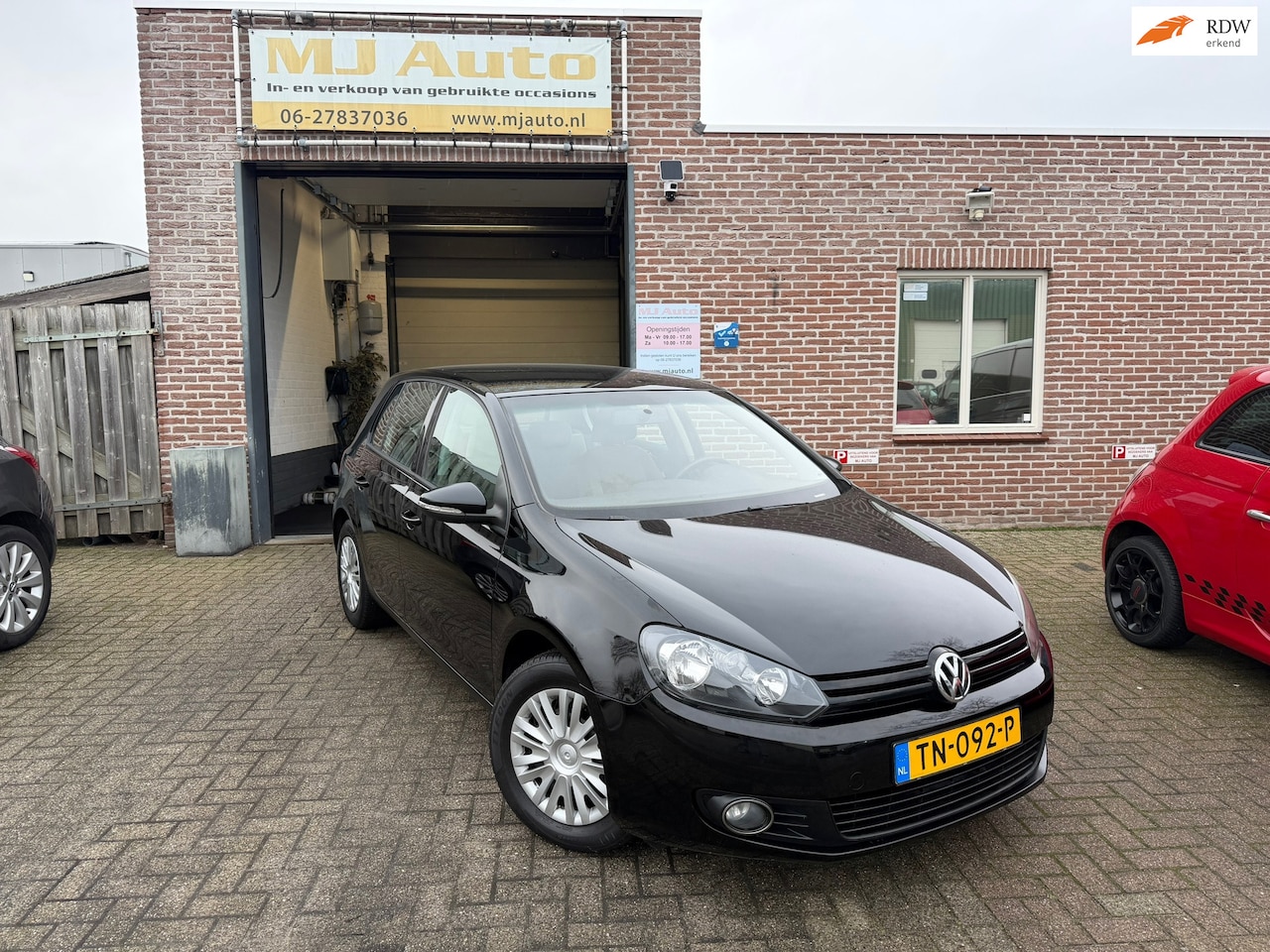 Volkswagen Golf - 1.2 TSI comfort BlueMotion - AutoWereld.nl