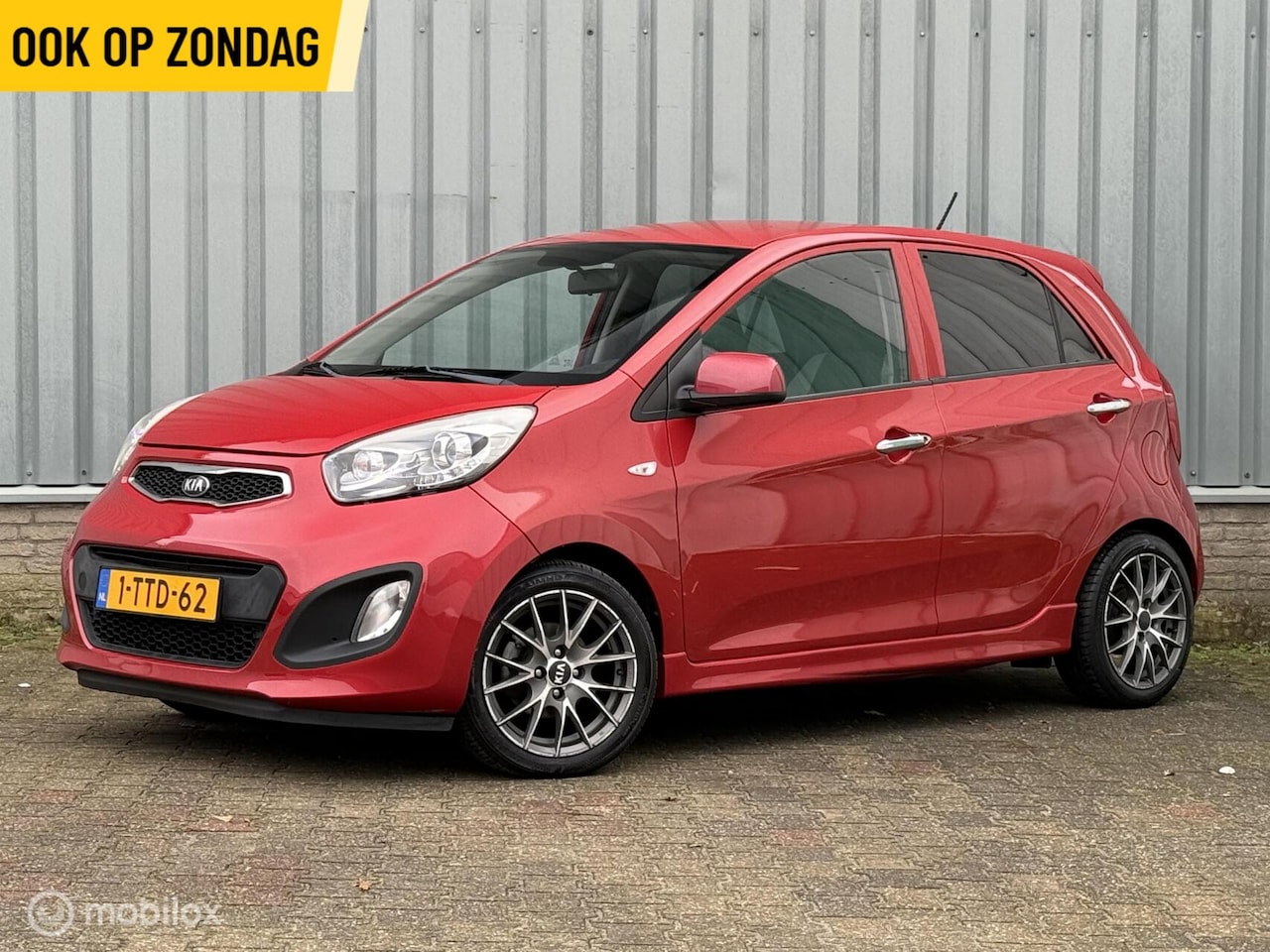 Kia Picanto - 1.2 CVVT World Cup Ed. | 4 Cil | Airco | 5-Deurs - AutoWereld.nl