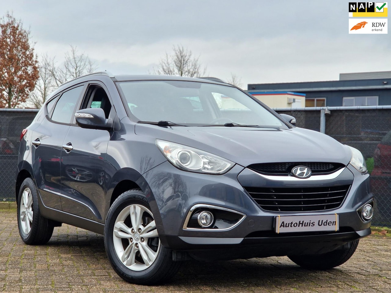 Hyundai ix35 - 2.0i Style Automaat*Camera*Navi*Trekhaak - AutoWereld.nl