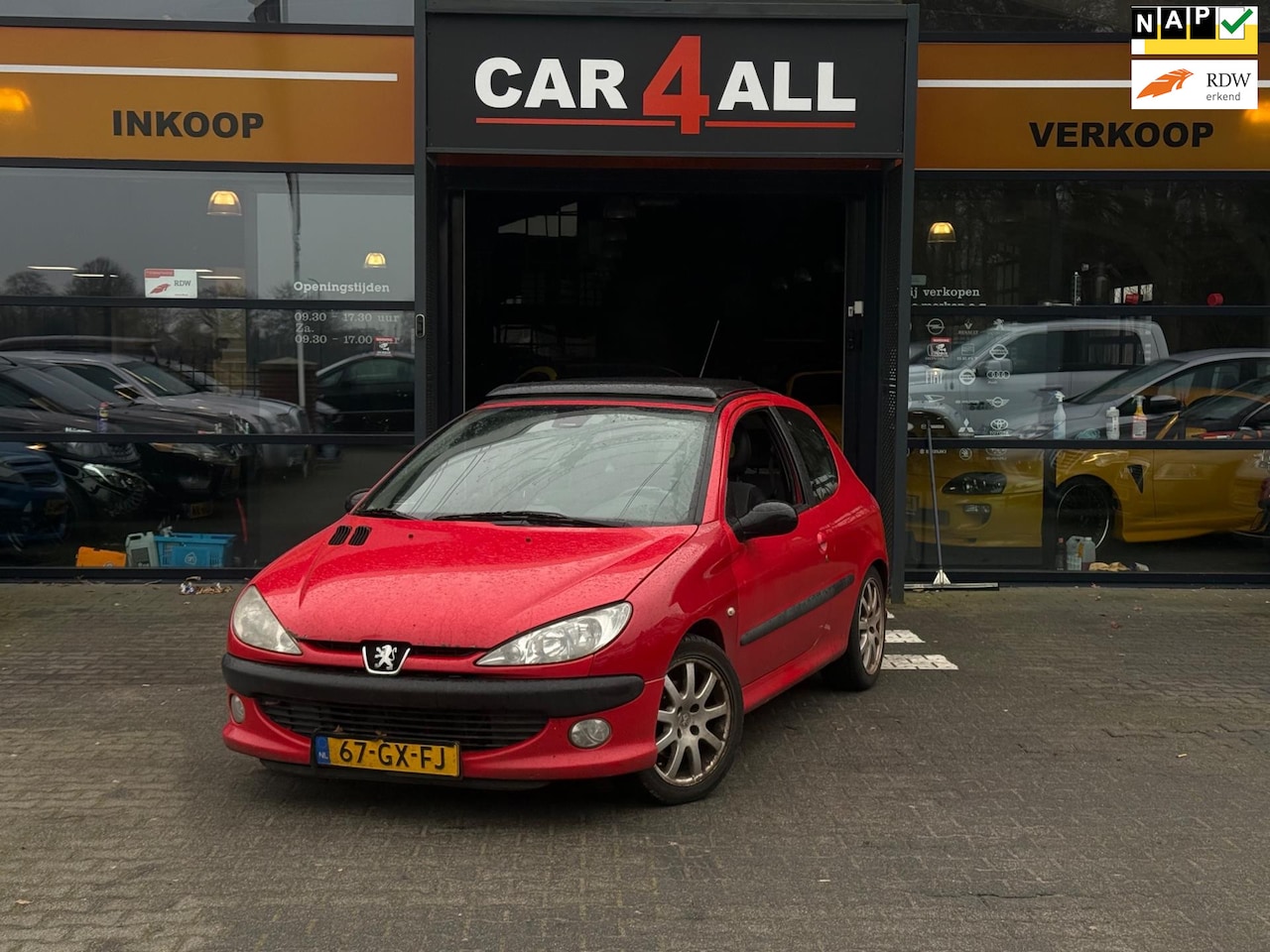 Peugeot 206 - 2.0-16V GTI RIJDT PERFECT/NAP/MEENEEMPRIJS!AIRCO - AutoWereld.nl